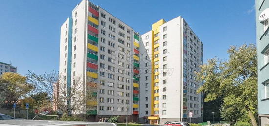 Prodej bytu 3+1, 78 m2, Orlová, ul. Adamusova