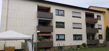 Große, helle Wohnung mit Balkon, Garage u. Stellplatz in guter Lage