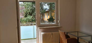Super Kleinwohnung mit Balkon