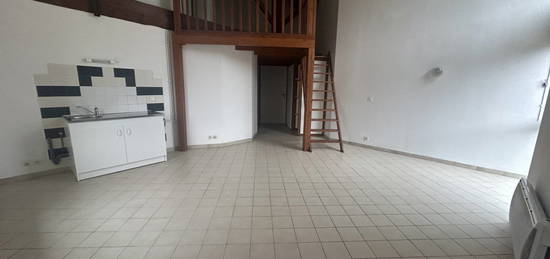 CAMPAGNE - Appartement T1 de 43,20m2 au 1er étage avec mezza