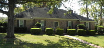 4600 Fox Den Ln, Montgomery, AL 36106