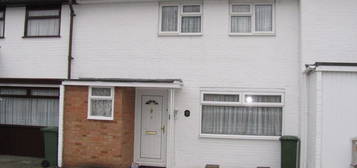 Terraced house to rent in Turpins, Basildon SS14