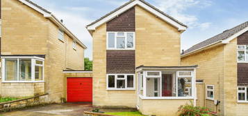 3 bedroom link detached house for sale