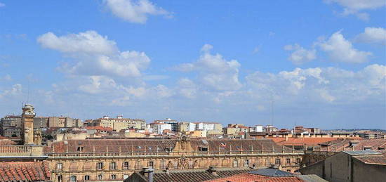 Piso en calle Espoz y Mina en Centro, Salamanca