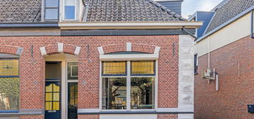 Grotestraat 17