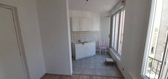 T1 rénové 27 m² direct propriétaire