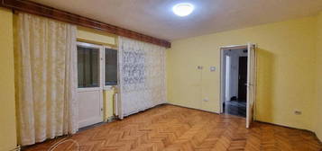 Apartament 3 camere Micro 16 etaj 3