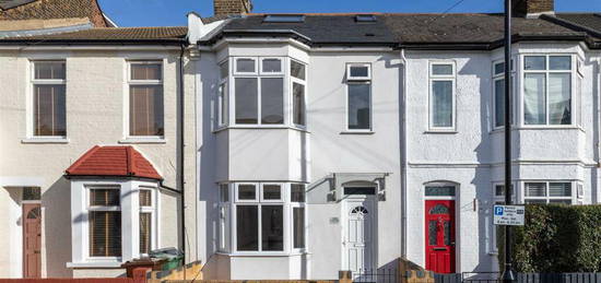 4 bedroom terraced house for sale