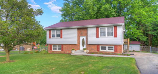 436 Vermillion St, Dublin, VA 24084