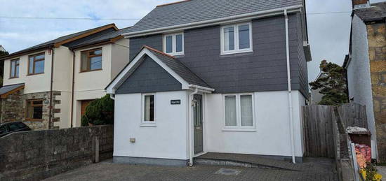 3 bedroom detached house