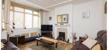 4 bedroom terraced house