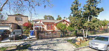 8831 Baring Cross St, Los Angeles, CA 90044