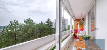 LYON 9 / PIEMENTE - Beau T3 de 69 m2 traversant - Balcon 10