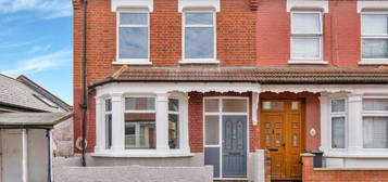 3 bedroom terraced house