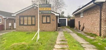 2 bedroom detached bungalow for sale