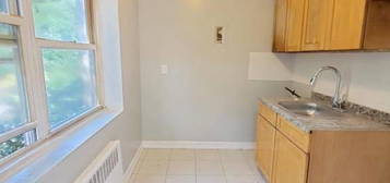 595-594 Elizabeth Ave #1C, Newark, NJ 07112