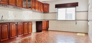 Apartamento T3 em Almeirim de 108,00 m2