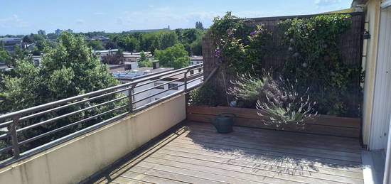 Schöne 3-Zimmer-Penthouse-Wohnung mit wunderschönem Blick