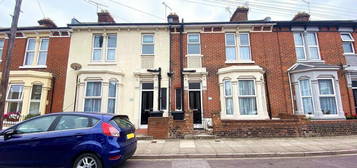 5 bedroom terraced house