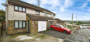 3 bed semi-detached house for sale