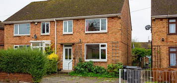 3 bed semi-detached house for sale