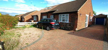 2 bedroom semi-detached bungalow for sale