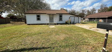 103 NE 8th St, Stigler, OK 74462