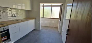 Apartamento T3 Lavradio - Zona Central