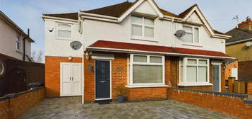 3 bedroom semi-detached house for sale