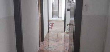 Inchiriez apartament 2 camere