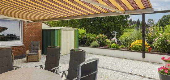 Reihenhausfeeling mit großer Süd-Terrasse: Ihr neues Zuhause in Top-Lage!