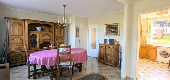 Maison 2 étages  à vendre, 4 pièces, 3 chambres, 65 m²