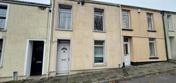 3 bed terraced house for sale