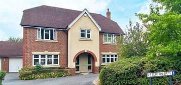 5 bed detached house to rent