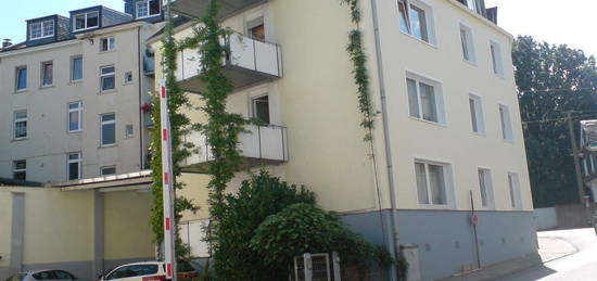 Schwelm/City: 3 Zi.Wohnung, Balkon, EBK + Elekt.geräte, Abstellraum,Keller und geringe Nebenkosten