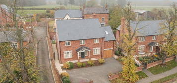 4 bed detached house for sale