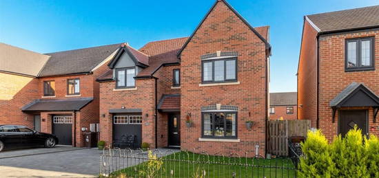 4 bedroom detached house for sale