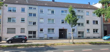 Ansprechende und modernisierte 3-Raum-Wohnung mit Balkon in Oberhausen