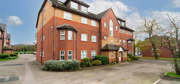 Flat for sale in The Spinnakers, Aigburth, Liverpool L19