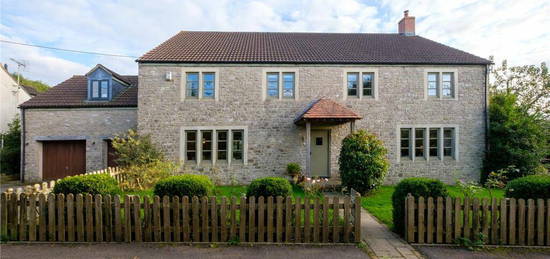 6 bedroom detached house for sale