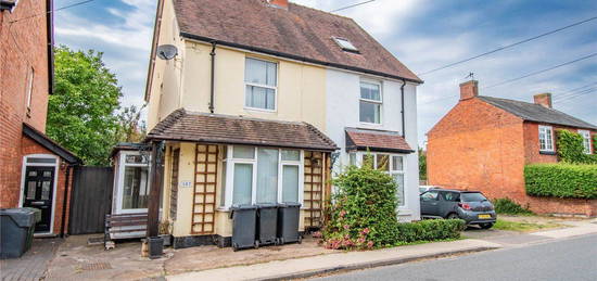 3 bed semi-detached house for sale