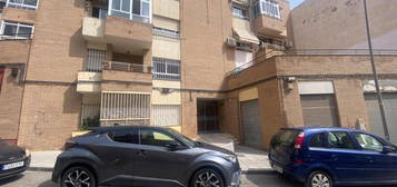 Piso en venta en Genoveses, Oria