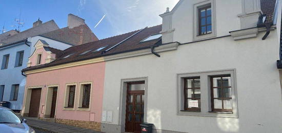 Dům, 214 m², Uherský Brod, 688 01