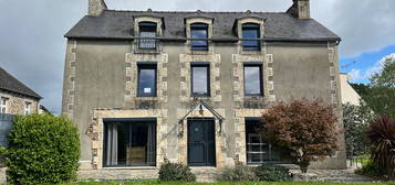 Maison Pleslin Trigavou 6 pièce(s) 170.48 m2