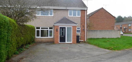 3 bedroom semi-detached house