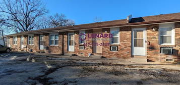 811 S Clark, 811 S Clark Ave APT 3, Bolivar, MO 65613