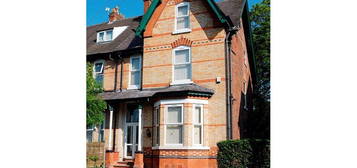 Terraced house to rent in Brighton Grove, Manchester M14