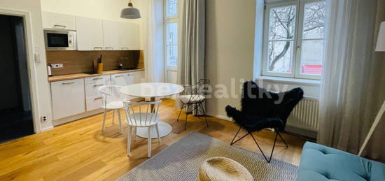 Pronájem bytu 1+kk 32 m², Peckova, Praha