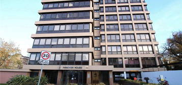 Flat to rent in Hanover House, 202 Kings Road, Reading, Berkshire RG1