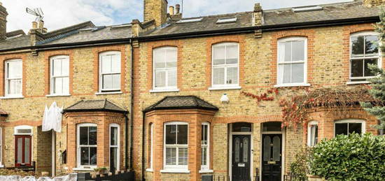 3 bedroom terraced house